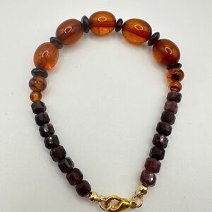 AMAZING Amber and garnet beaded stretchy bracelet!